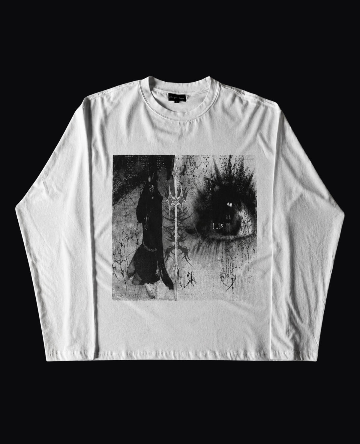 WHITE GRAPHIC LONG SLEEVE